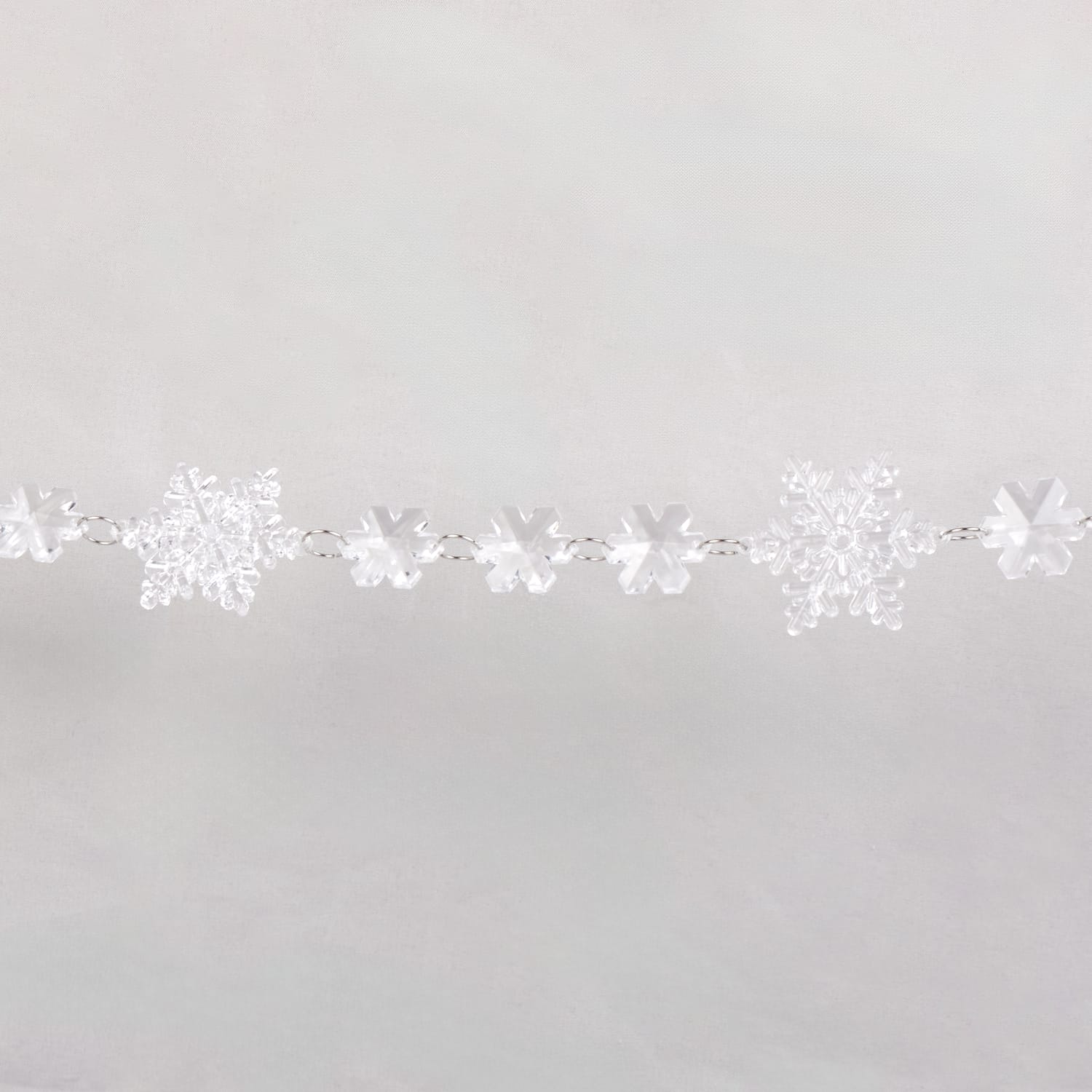 Frosted Spirit Acrylic Snowflake Christmas Garland